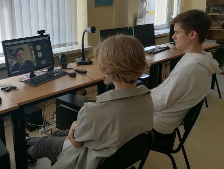 Pažintis aviacijos inžinerijos studijomis