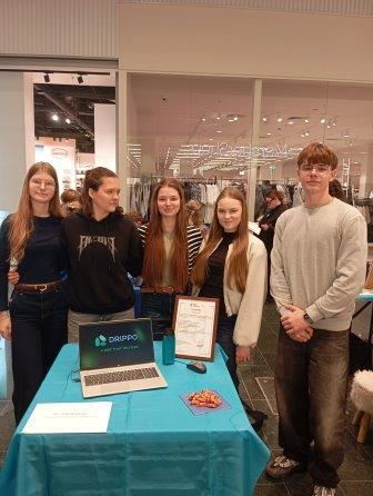 07c2a9dd-34d2-45c3-8123-2dc3b30e1814