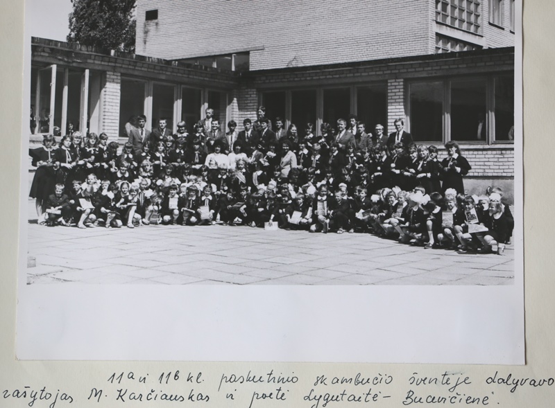 1984–1985 m. m. dvyliktoji laida