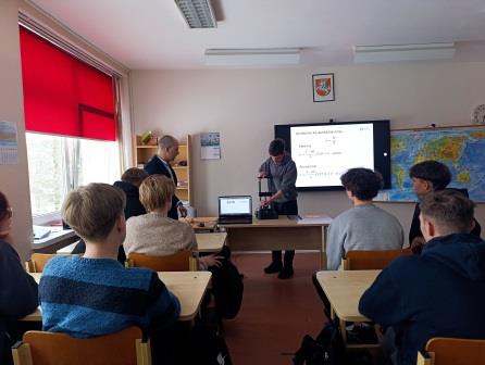 Gimnazijoje viešėjo Vilnius TECH